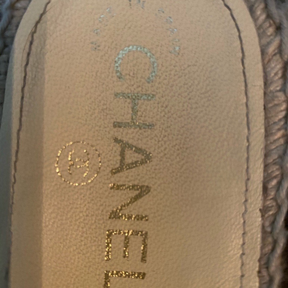 Authentic Chanel sandals slides shoes. 38 8 - Picture 4 of 8